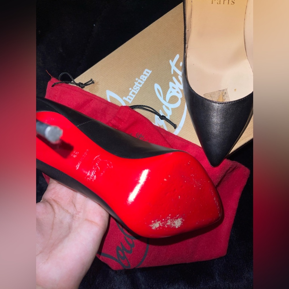 Christian louboutin black Heels size 38 in good condition 100% original